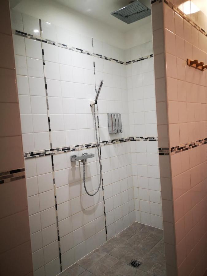 La Halte Des Trois Rivieres Lägenhet Plichancourt Exteriör bild